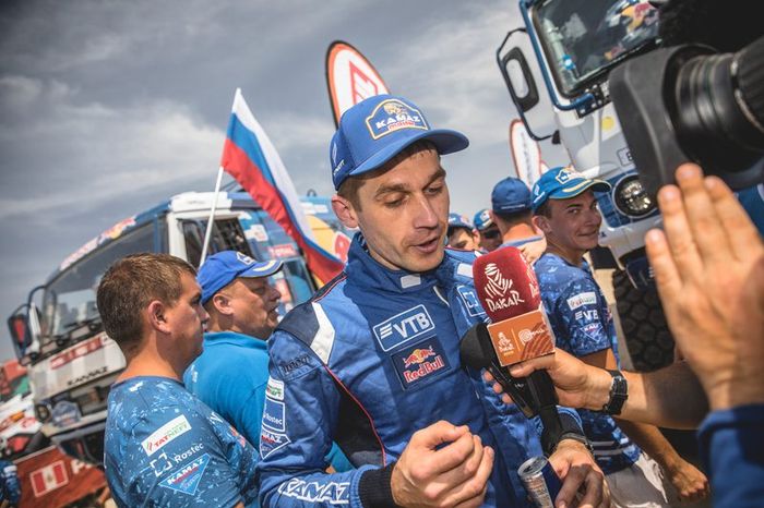 #514 Team Kamaz Master: Dmitry Sotnikov, Ilnur Mustafin, Dmitrii Nikitin