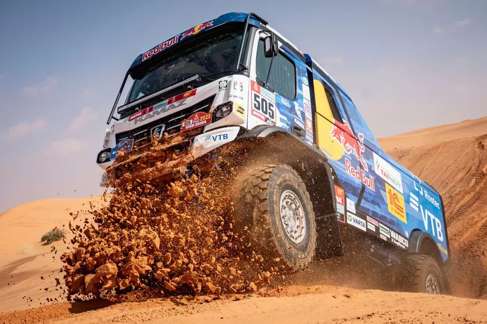 #505 Kamaz - Master: Eduard Nikolaev, Evgenii Iakovlev, Vladimir Rybakov
