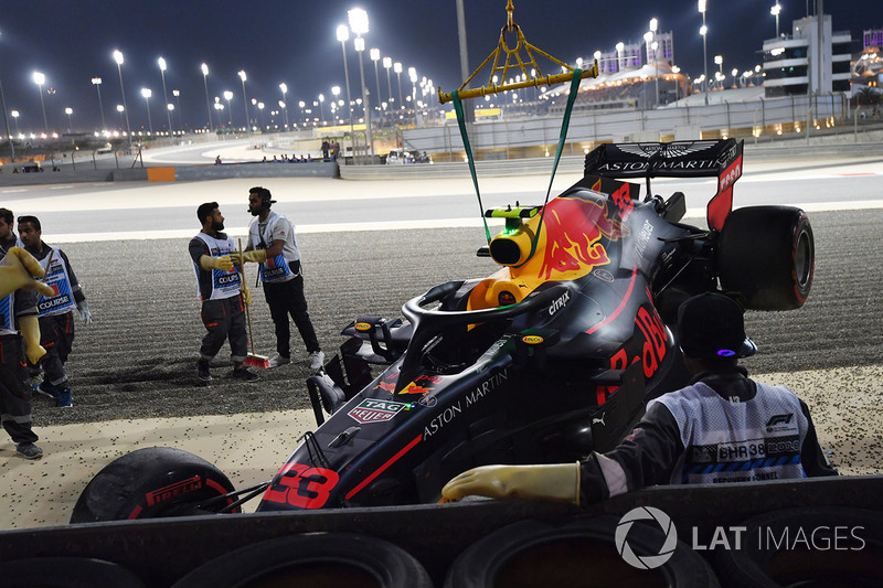 15: Max Verstappen, Red Bull Racing RB14, sem tempo (bateu no Q1)