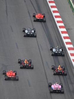 Sebastian Vettel, Ferrari SF71H startta lider