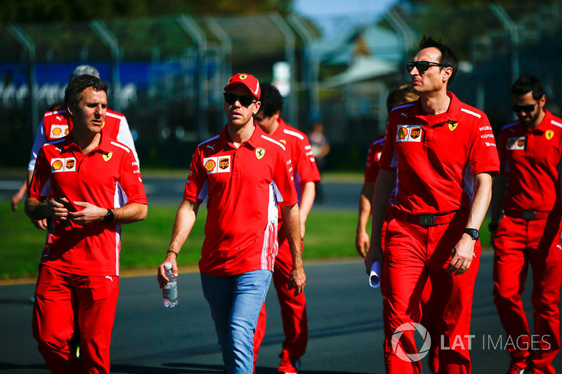 Giro di pista per Sebastian Vettel, Ferrari