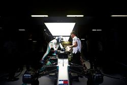 Valtteri Bottas, Mercedes AMG F1, climbs into his car