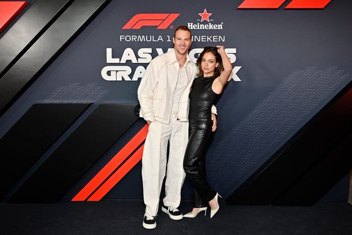 Matthew Noszka e Inanna Sarkis