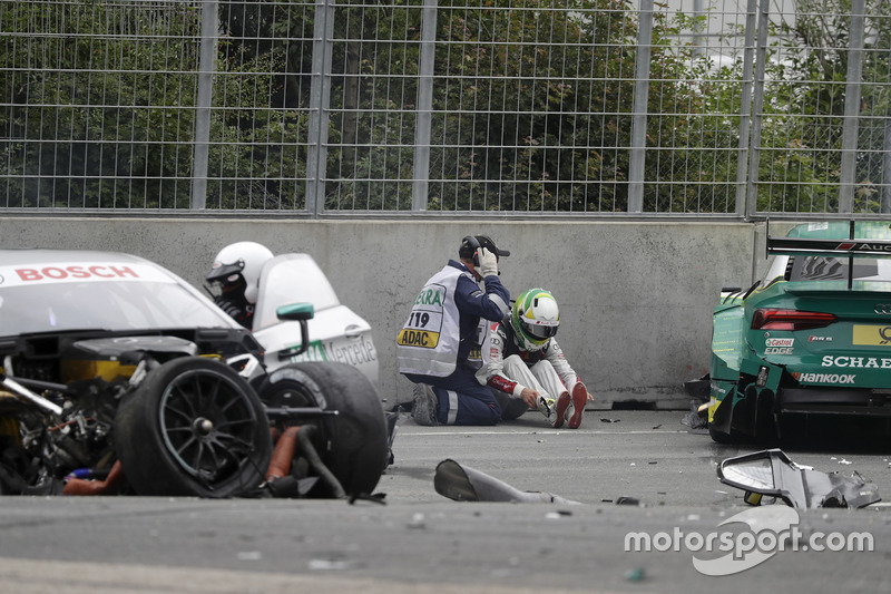 Mike Rockenfeller, Audi Sport Team Phoenix, Audi RS 5 DTM after the crash