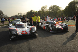 #1 Porsche Team Porsche 919 Hybrid: Neel Jani, Andre Lotterer, Nick Tandy, #7 Toyota Gazoo Racing Toyota TS050 Hybrid: Mike Conway, Kamui Kobayashi, Yuji Kunimoto