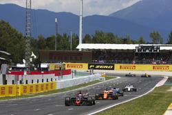 Romain Grosjean, Haas F1 Team VF-17, Fernando Alonso, McLaren MCL32, Pascal Wehrlein, Sauber C36-Ferrari, Lance Stroll, Williams FW40
