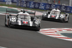 #2 Porsche Team, Porsche 919 Hybrid: Romain Dumas, Neel Jani, Marc Lieb; #1 Porsche Team, Porsche 91