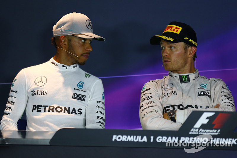 Lewis Hamilton, Mercedes AMG F1 W07 and Nico Rosberg, Mercedes AMG Petronas F1 W07 in the Press conf