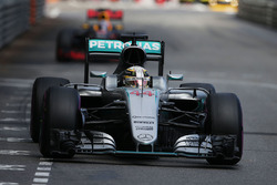 Льюіс Хемілтон, Mercedes AMG F1 W07 Hybrid