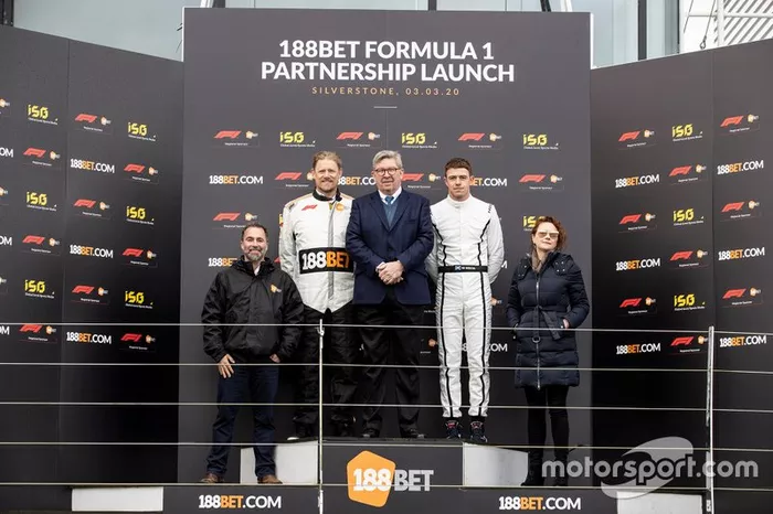 Presentazione 188Bet con Ross Brawn, Amministratore delegato degli sport motoristici, FOM and Paul di Resta