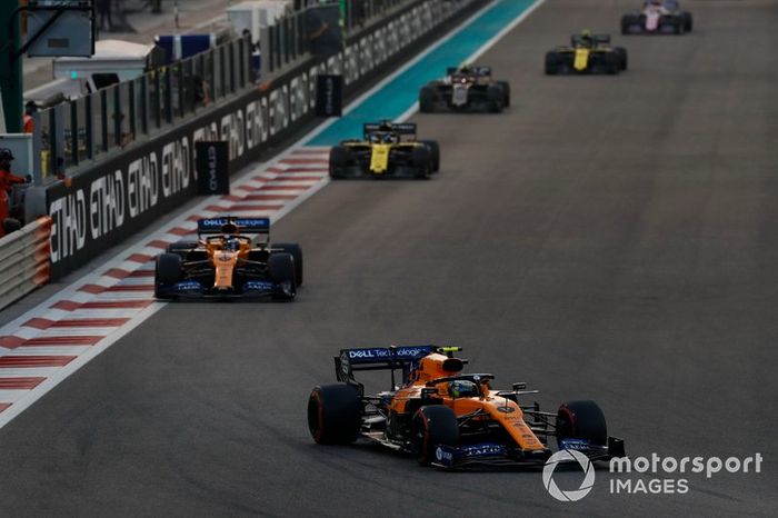 Lando Norris, McLaren MCL34, Carlos Sainz Jr., McLaren MCL34, Daniel Ricciardo, Renault F1 Team R.S.19, Kevin Magnussen, Haas F1 Team VF-19, Nico Hulkenberg, Renault F1 Team R.S. 19