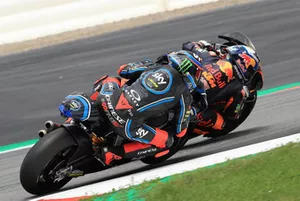 Miguel Oliveira, Red Bull KTM Ajo, Francesco Bagnaia, Sky Racing Team VR46  