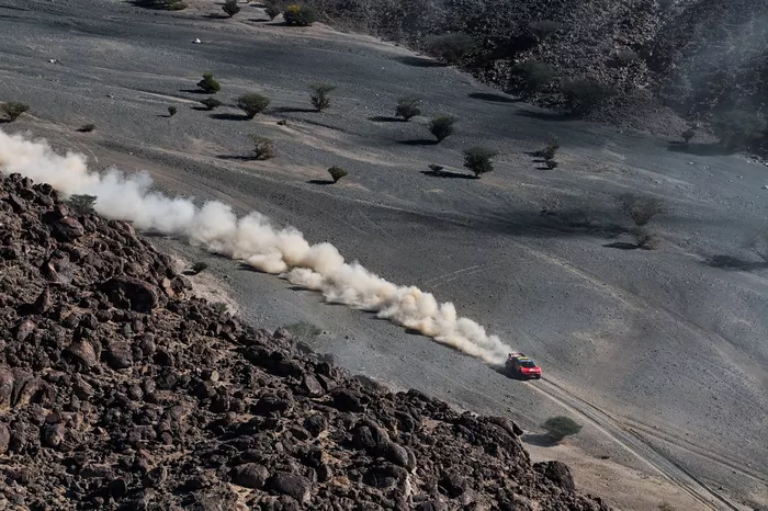 Sebastien Loeb et Fabian Lurquin (Prodrive)