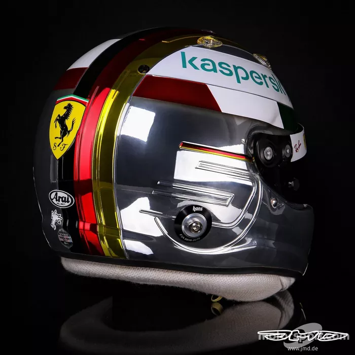 Sebastian Vettel, casco para el GP de Italia