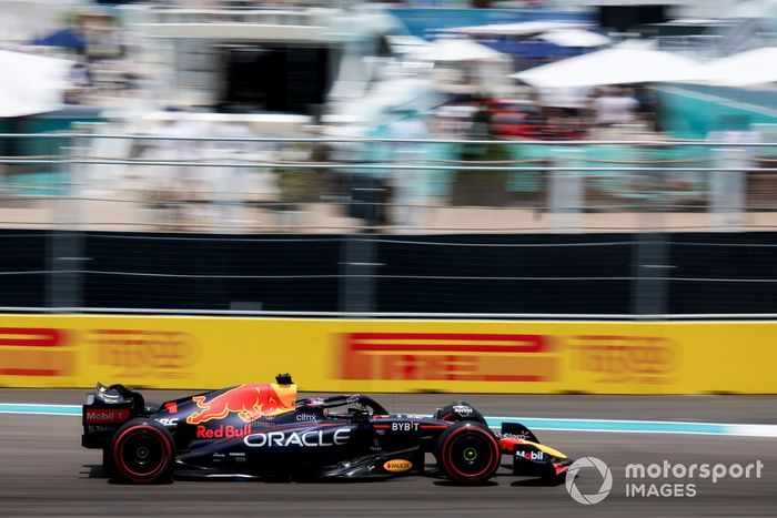 Max Verstappen, Red Bull Racing RB18