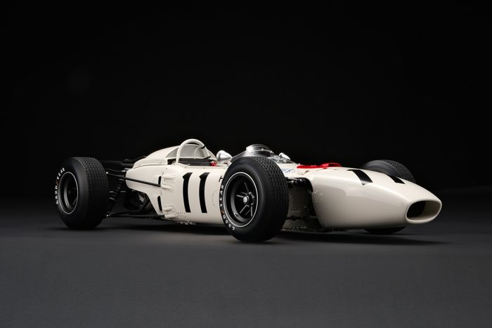 ハンドメイド＆部品点数1600超え……！ ホンダ、F1初優勝60周年を