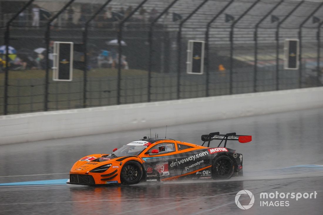 #9 Pfaff Motorsports McLaren 720S GT3 EVO: Marvin Kirchhofer, Oliver Jarvis