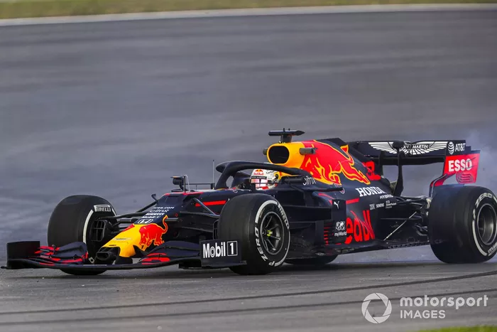 Trompo de Max Verstappen, Red Bull Racing RB16