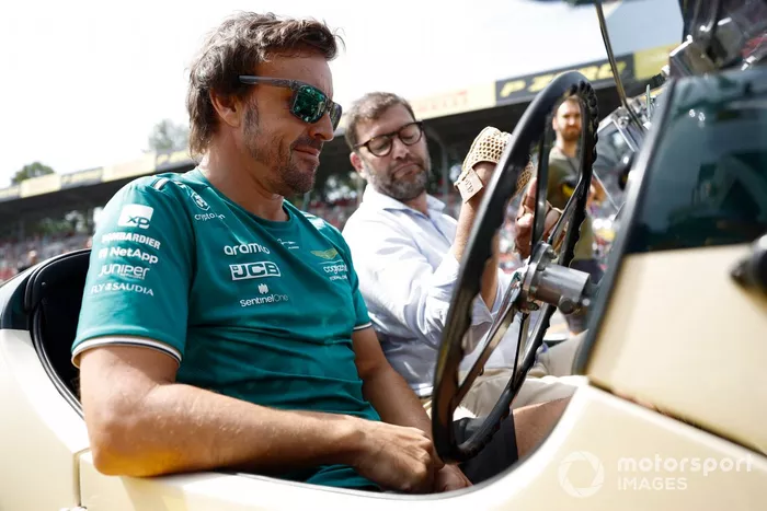 Fernando Alonso, Aston Martin F1 Team
