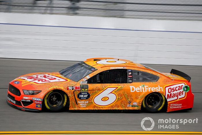 Ryan Newman, Roush Fenway Racing, Ford Mustang Oscar Mayer Deli Fresh