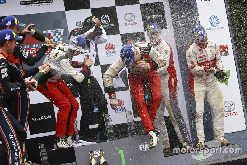 Jari-Matti Latvala, Miikka Anttila, Toyota Gazoo Racing, second place Hayden Paddon, Sebastian Marshall, Hyundai Motorsport, third place Mads Ostberg, Torstein Eriksen, Citroën World Rally Team