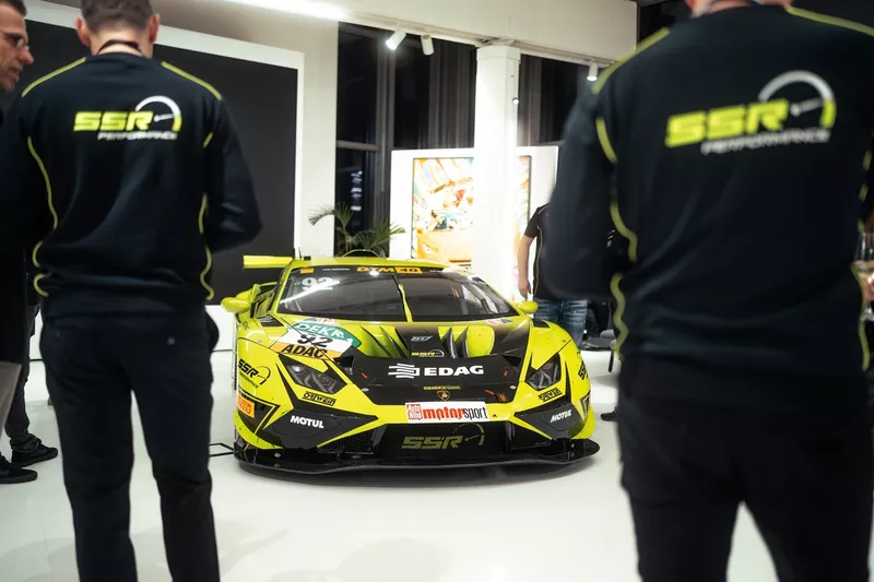 La consegna della Huracan di Mirko Bortolotti al Museo Lamborghini