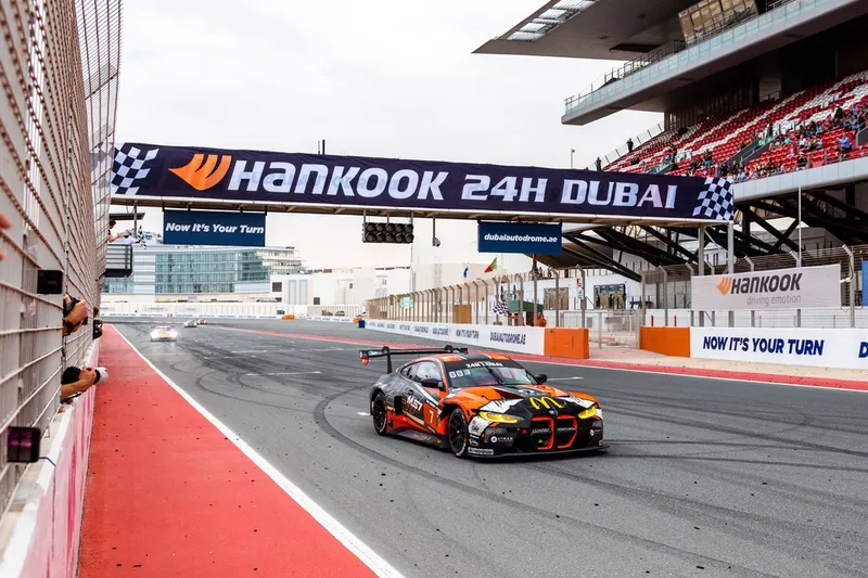 #7 Team WRT: Saud Fahad Al Saud, Jean-Baptiste Simmenauer, Diego Menchaca, Jens Klingmann, Dries Vanthoor