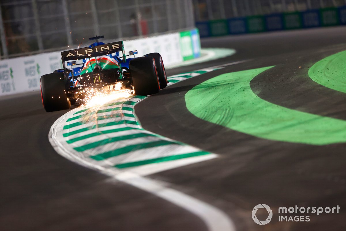 Sparks kick up from Fernando Alonso, Alpine A521