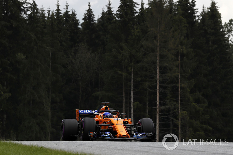 Start aus der Boxengasse: Fernando Alonso, McLaren MCL33