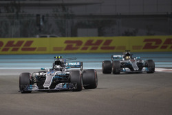 Valtteri Bottas, Mercedes AMG F1 W08, Lewis Hamilton, Mercedes AMG F1 W08