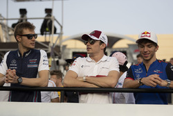 Sergey Sirotkin, Williams, Charles Leclerc, Sauber and Pierre Gasly, Scuderia Toro Rosso on the drivers parade