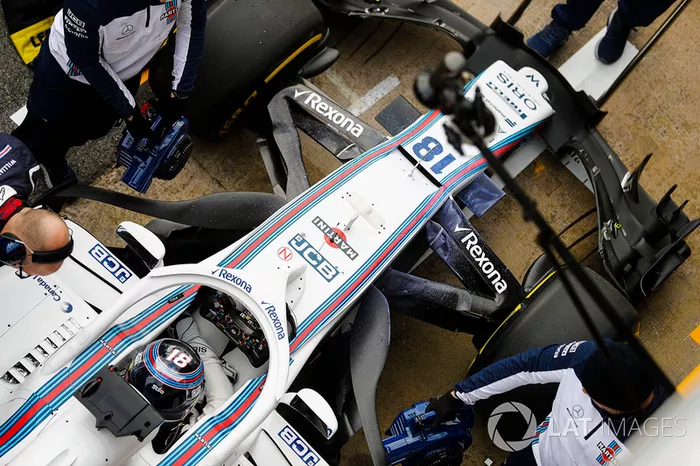 Lance Stroll, Williams FW41, en pits