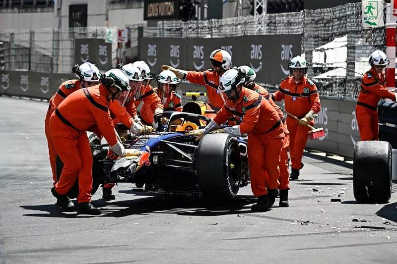 Isack Hadjar, accident chez Red Bull Racing