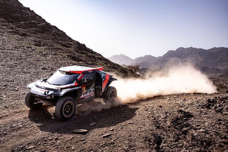 #212 I Dacia Sandriders Dacia: Cristina Gutierrez, Pablo Moreno Huete