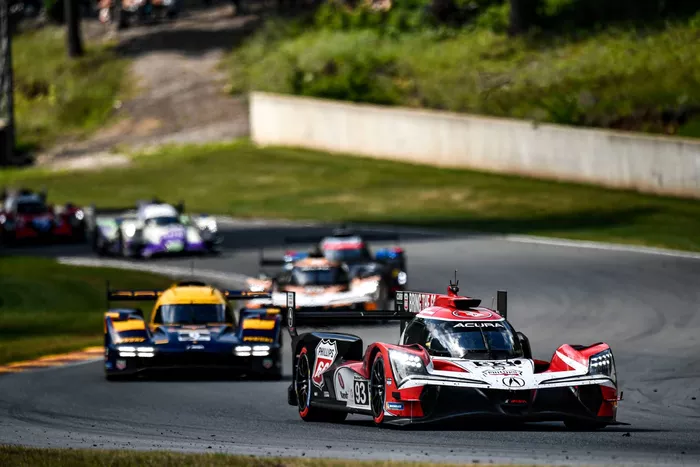 #93 Acura Meyer Shank Racing w/Curb Agajanian Acura ARX-06: Renger van der Zande, Nick Yelloly