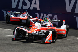 Felix Rosenqvist, Mahindra Racing, ve Nick Heidfeld, Mahindra Racing