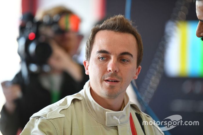 Frankie Muniz: O ator, conhecido como o protagonista da série Malcolm, chegou a correr por três anos na Atlantic Championship, categoria satélite da Champ Car e, posteriormente, do IMSA