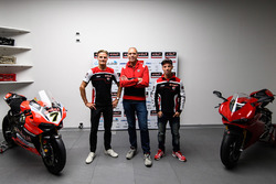 Marco Melandri, Ducati Team, Chaz Davies, Ducati Team, Ernesto Marinelli, directeur du projet Ducati Superbike