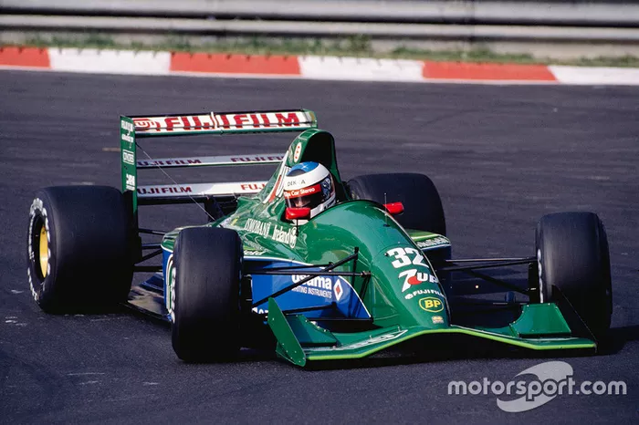 1991: Jordan/Benetton - 14º lugar, 4 pontos, 6 GPs