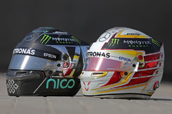Helme von Nico Rosberg, Mercedes AMG F1, und Lewis Hamilton, Mercedes AMG F1