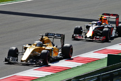 Kevin Magnussen, Renault Sport F1 Team RS16