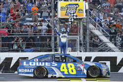 Ganador, Jimmie Johnson, Hendrick Motorsports Chevrolet