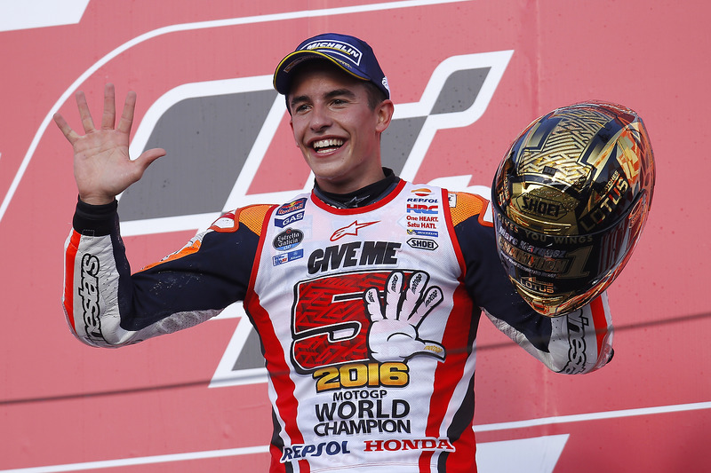 Márquez podría ser campeón del mundo de MotoGP este fin de semana en Japón, donde ya ganó el título en 2016 de forma sorprendente al irse al suelo los dos únicos pilotos que podían impedirlo, Rossi y Lorenzo.