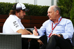 Фернандо Алонсо, McLaren и Рон Деннис, владелец McLaren