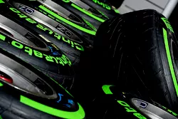 Pirelli tyres