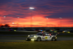 #911 Porsche Team North America Porsche 911 RSR: Нік Танді, Патрік Піле, Кевін Естр