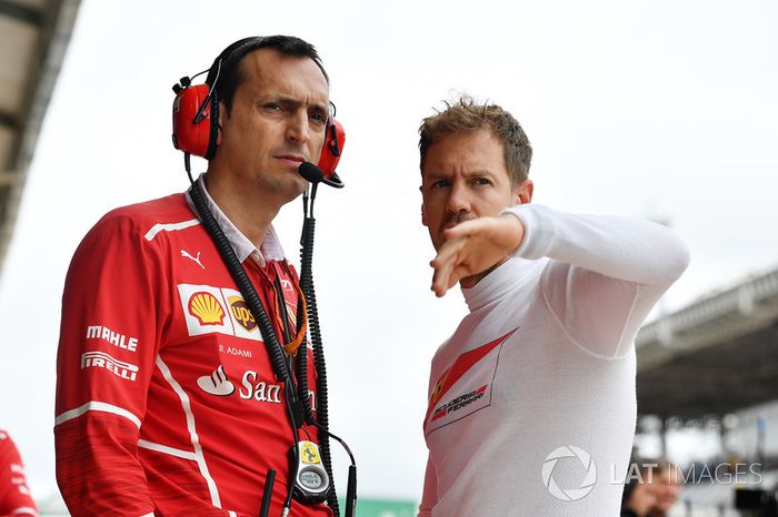 Riccardo Adami, Ferrari ingeniero de carrera y Sebastian Vettel, Ferrari