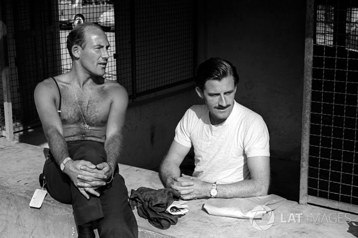 Graham Hill, BRM parla con Stirling Moss