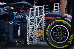 Daniel Ricciardo, Red Bull Racing RB14, con dei sensori aerodinamici