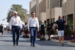 Charlie Whiting, delegado de la FIA y Laurent Mekies, Director de seguridad de la FIA